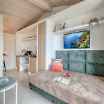 Villaggio Balzi Rossi * Ventimiglia