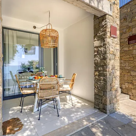 Villaggio Balzi Rossi * Βεντιμίλια