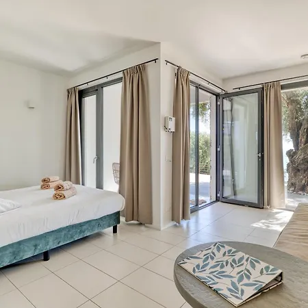 בית נופש Villaggio Balzi Rossi